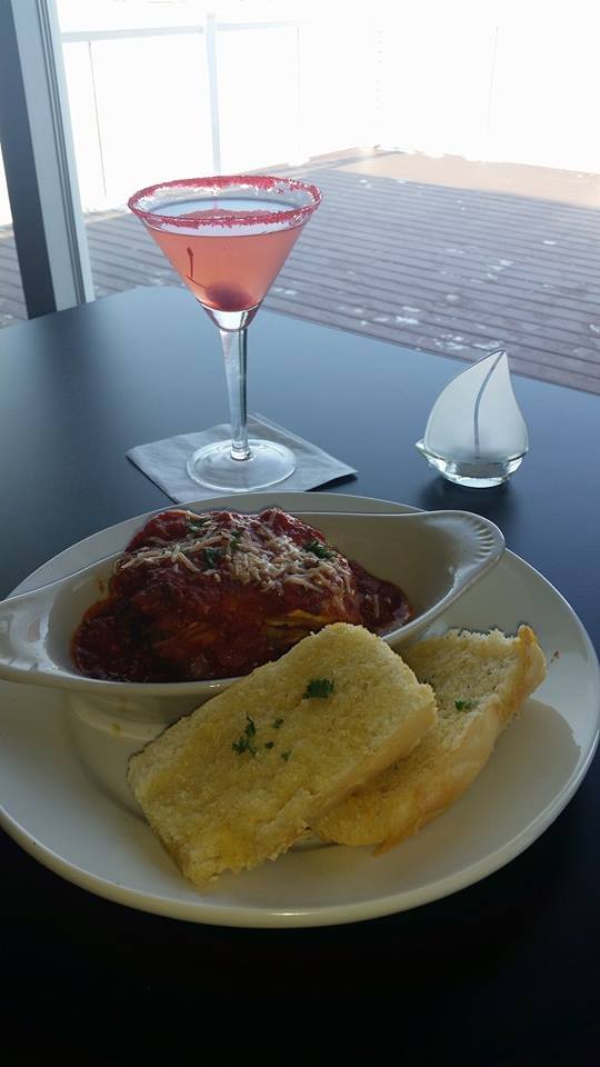 Your choice of pasta with Italian meatballs topped with marinara sauce and a side of garlic bread